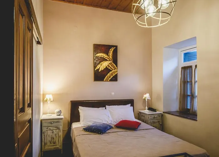 Sagredo Traditional House Гостевой дом Нафплион