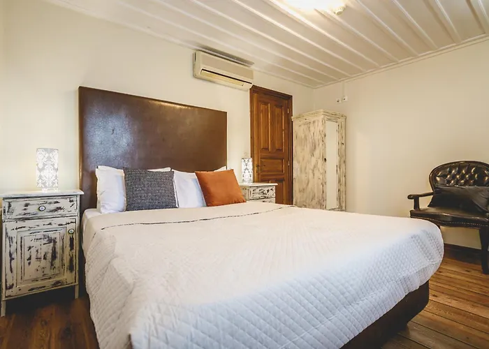 Sagredo Traditional House